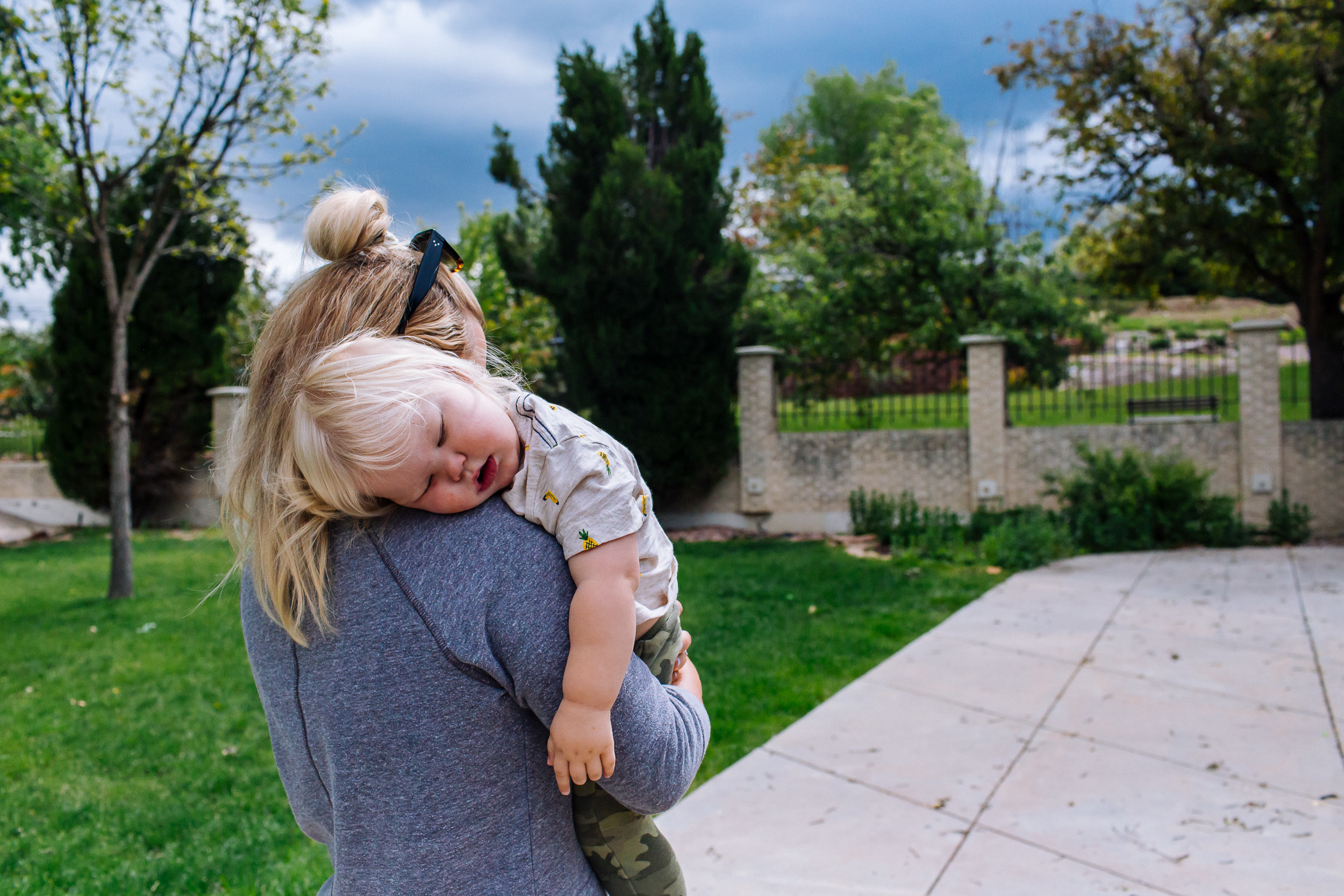 Colorado family photographer, Denver family photojournalism, Documentary family photography, Family photojournalism, Day In the Life photography, In home photo session, Denver family photographer, Family photo ideas, Family picture inspiration, Uniq…