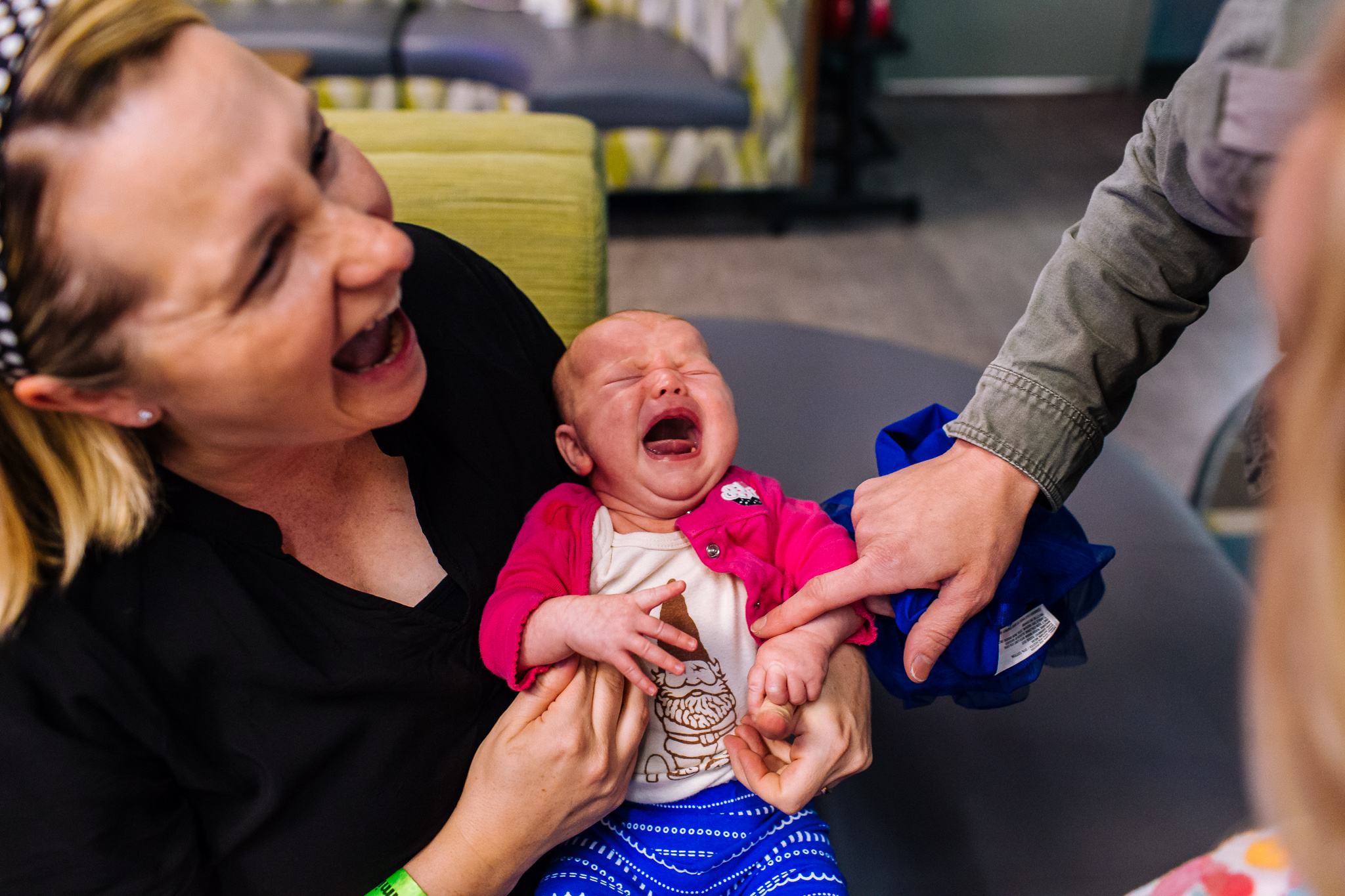 Colorado family photographer, Denver family photojournalism, Documentary family photography, Family photojournalism, Day In the Life photography, In home photo session, Denver family photographer, Family photo ideas, Family picture inspiration, Uniq…