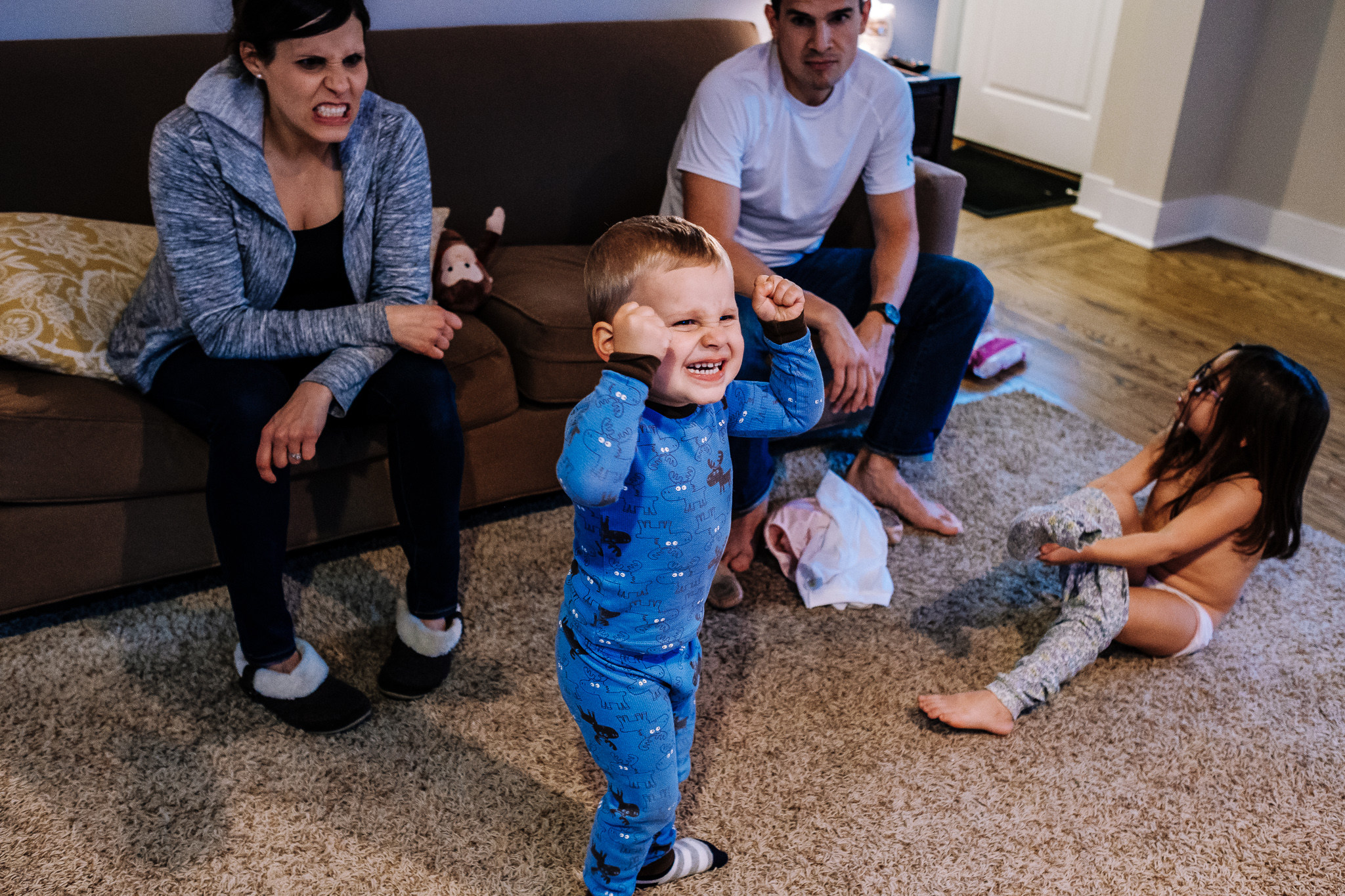 Colorado family photographer, Denver family photojournalism, Documentary family photography, Family photojournalism, Day In the Life photography, In home photo session, Denver family photographer, Family photo ideas, Family picture inspiration, Uniq…