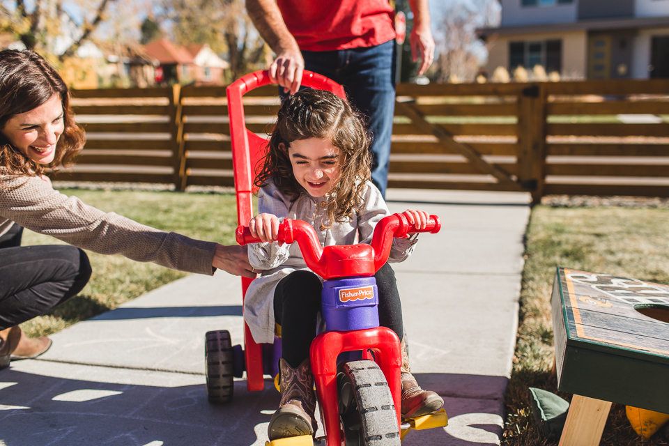 Colorado family photographer, Denver family photojournalism, Documentary family photography, Family photojournalism, Day In the Life photography, In home photo session, Denver family photographer, Family photo ideas, Family picture inspiration, Uniq…