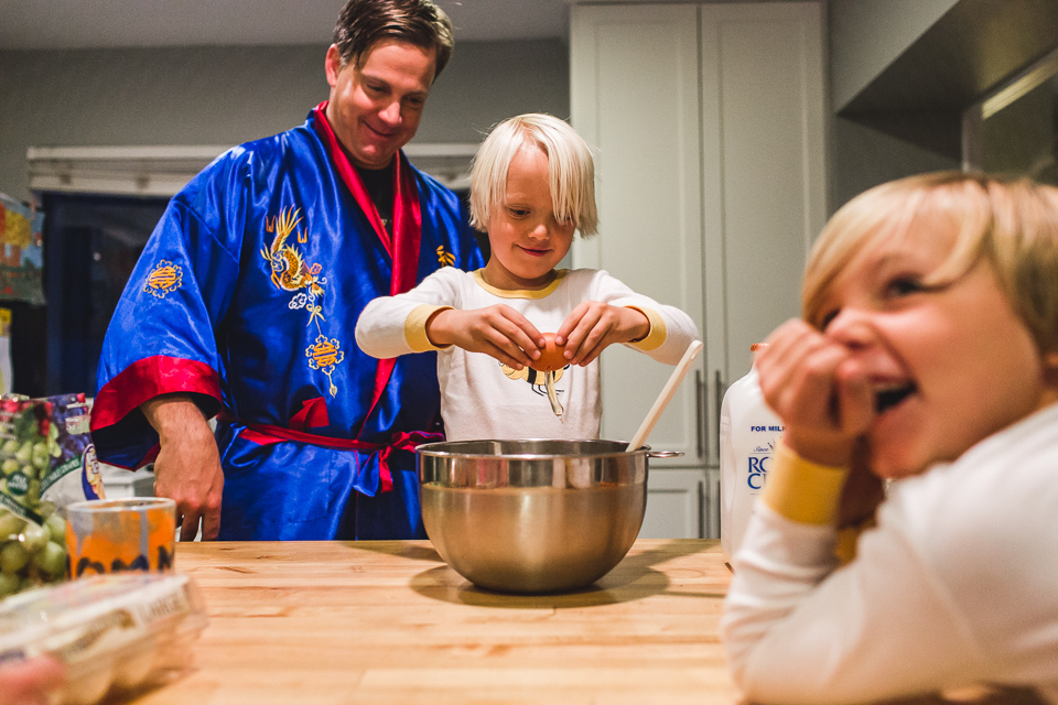 Colorado family photographer, Denver family photojournalism, Documentary family photography, Family photojournalism, Day In the Life photography, In home photo session, Denver family photographer, Family photo ideas, Family picture inspiration, Uniq…