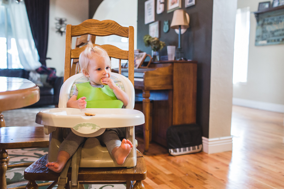 Colorado family photographer, Denver family photojournalism, Documentary family photography, Family photojournalism, Day In the Life photography, In home photo session, Denver family photographer, Family photo ideas, Family picture inspiration, Uniq…