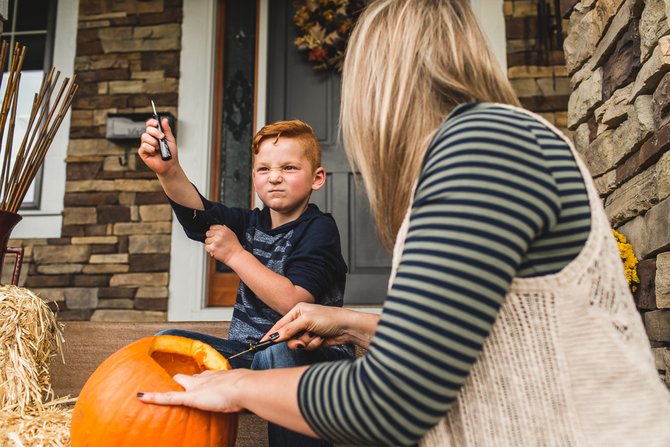 Colorado family photographer, Denver family photojournalism, Documentary family photography, Family photojournalism, Day In the Life photography, In home photo session, Denver family photographer, Family photo ideas, Family picture inspiration, Uniq…