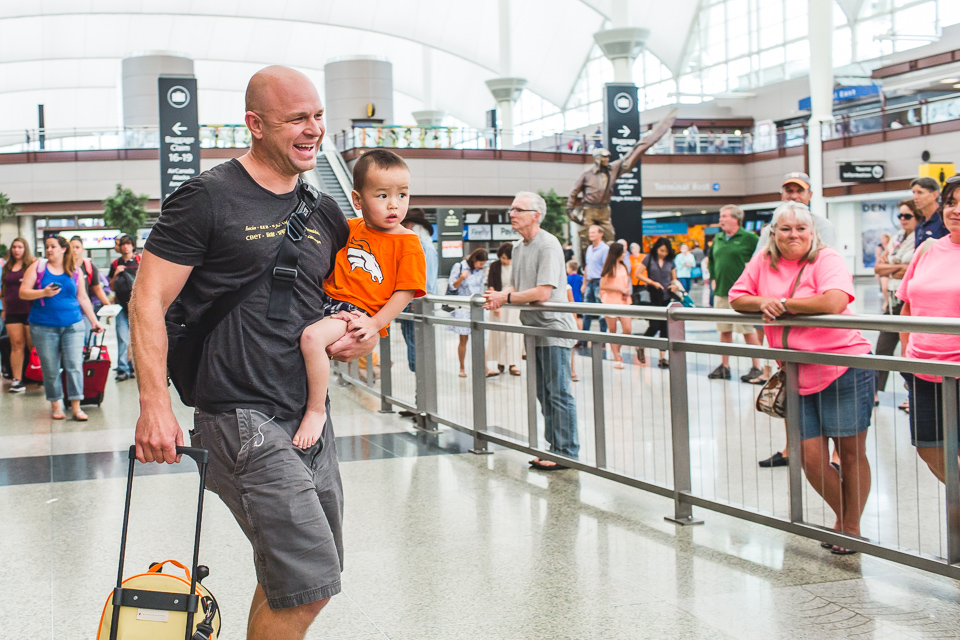 Colorado family photographer, Denver family photojournalism, Documentary family photography, Family photojournalism, Day In the Life photography, In home photo session, Denver family photographer, Family photo ideas, Family picture inspiration, Uniq…