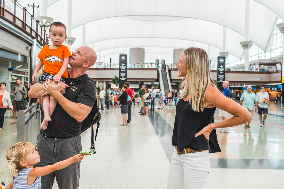 Colorado family photographer, Denver family photojournalism, Documentary family photography, Family photojournalism, Day In the Life photography, In home photo session, Denver family photographer, Family photo ideas, Family picture inspiration, Uniq…