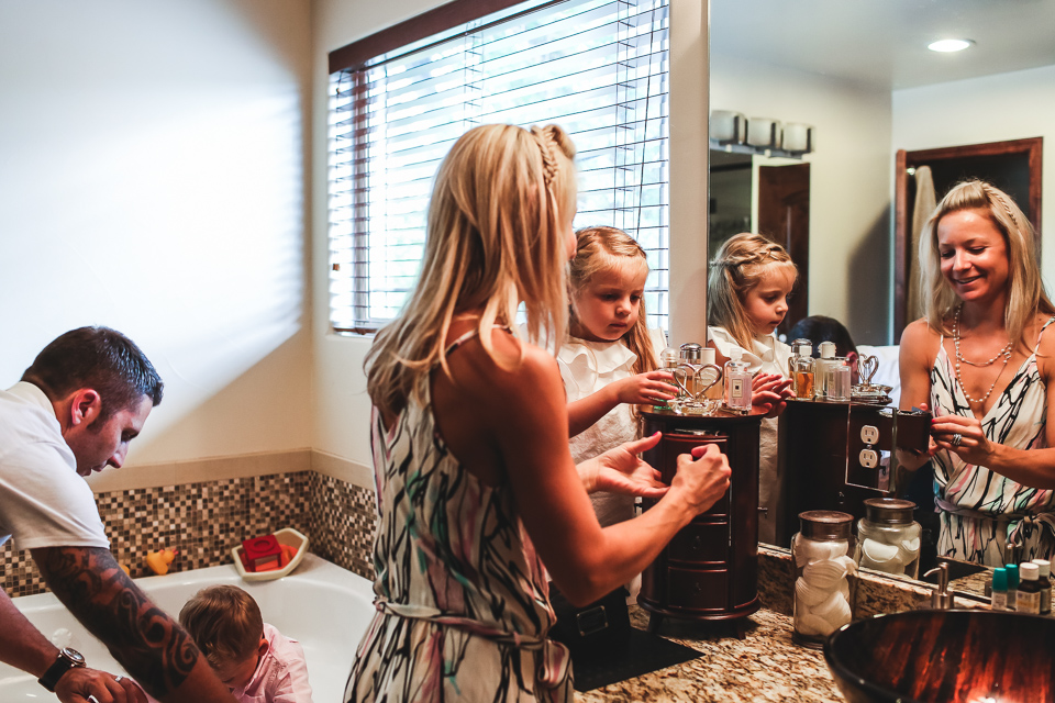 Colorado family photographer, Denver family photojournalism, Documentary family photography, Family photojournalism, Day In the Life photography, In home photo session, Denver family photographer, Family photo ideas, Family picture inspiration, Uniq…