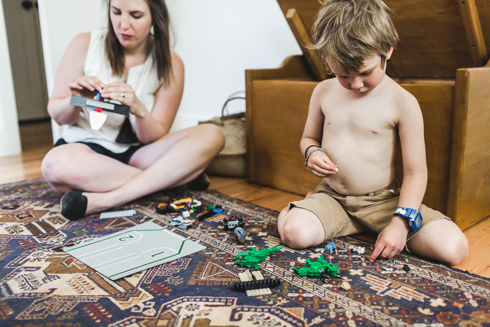 Colorado family photographer, Denver family photojournalism, Documentary family photography, Family photojournalism, Day In the Life photography, In home photo session, Denver family photographer, Family photo ideas, Family picture inspiration, Uniq…