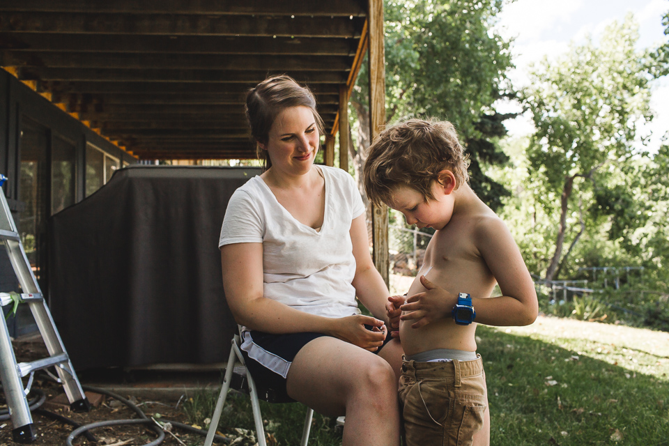 Colorado family photographer, Denver family photojournalism, Documentary family photography, Family photojournalism, Day In the Life photography, In home photo session, Denver family photographer, Family photo ideas, Family picture inspiration, Uniq…