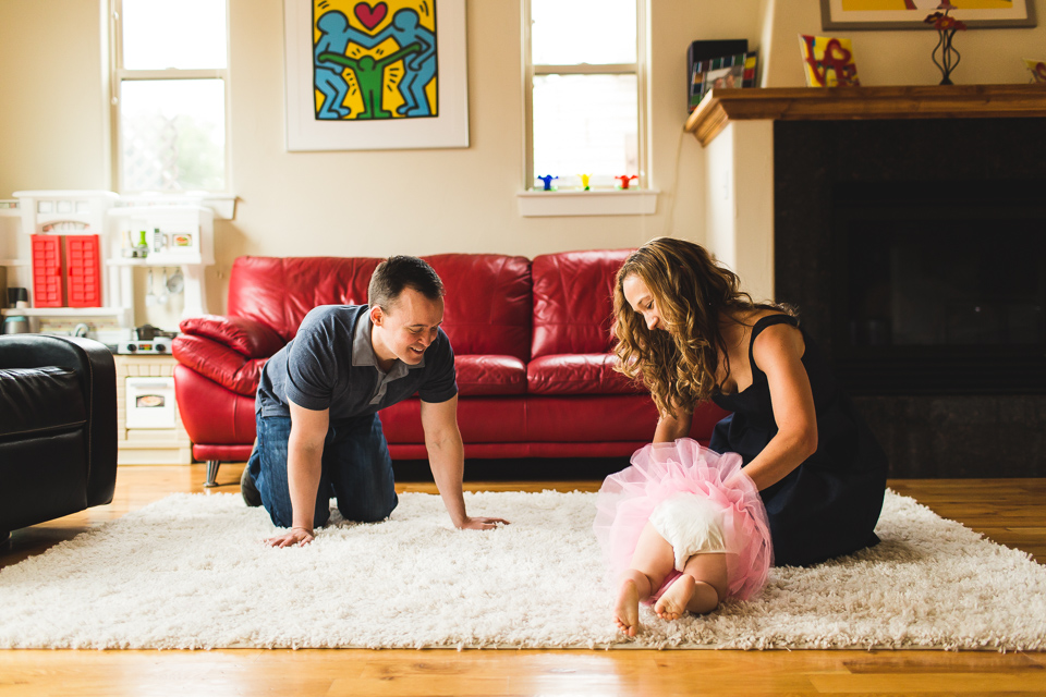 Colorado family photographer, Denver family photojournalism, Documentary family photography, Family photojournalism, Day In the Life photography, In home photo session, Denver family photographer, Family photo ideas, Family picture inspiration, Uniq…