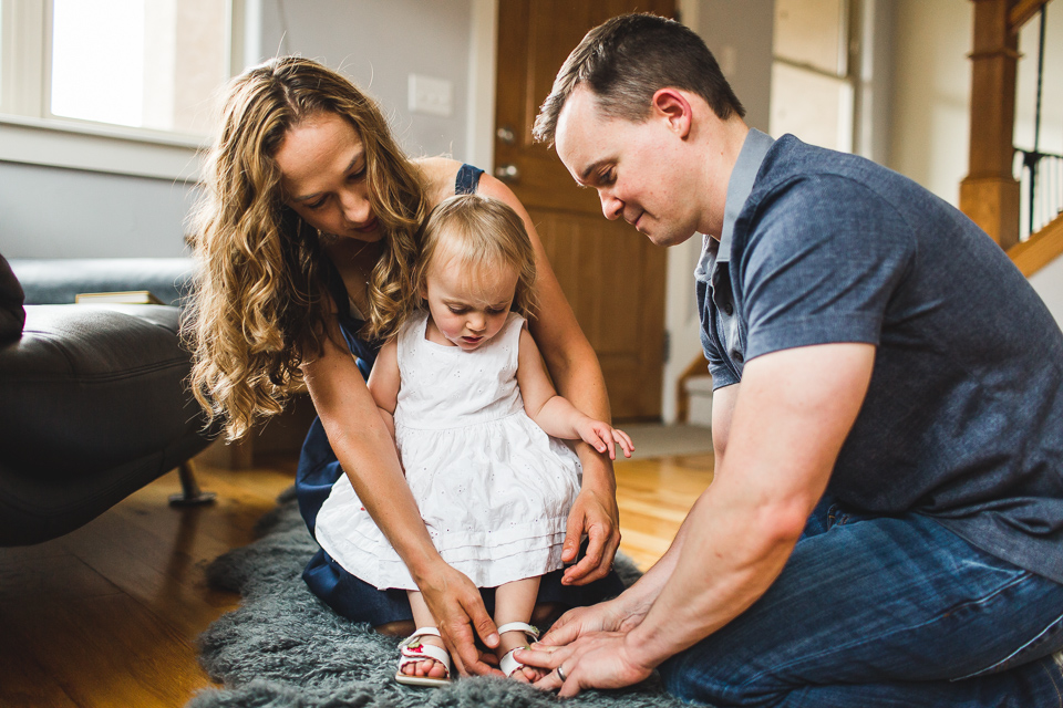 Colorado family photographer, Denver family photojournalism, Documentary family photography, Family photojournalism, Day In the Life photography, In home photo session, Denver family photographer, Family photo ideas, Family picture inspiration, Uniq…