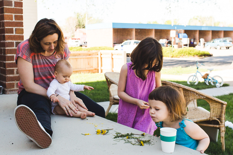 Colorado family photographer, Denver family photojournalism, Documentary family photography, Family photojournalism, Day In the Life photography, In home photo session, Denver family photographer, Family photo ideas, Family picture inspiration, Uniq…