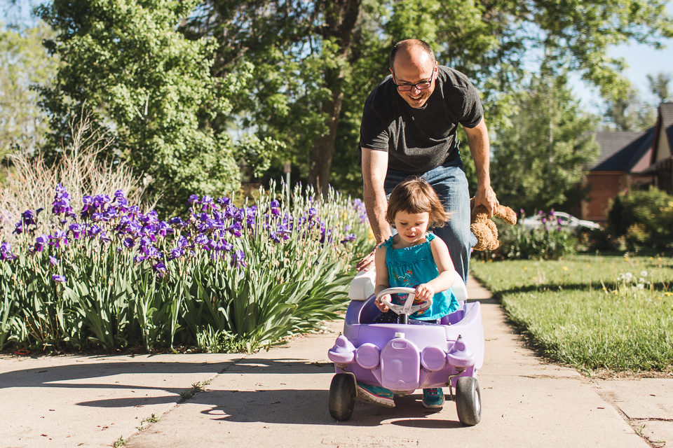 Colorado family photographer, Denver family photojournalism, Documentary family photography, Family photojournalism, Day In the Life photography, In home photo session, Denver family photographer, Family photo ideas, Family picture inspiration, Uniq…