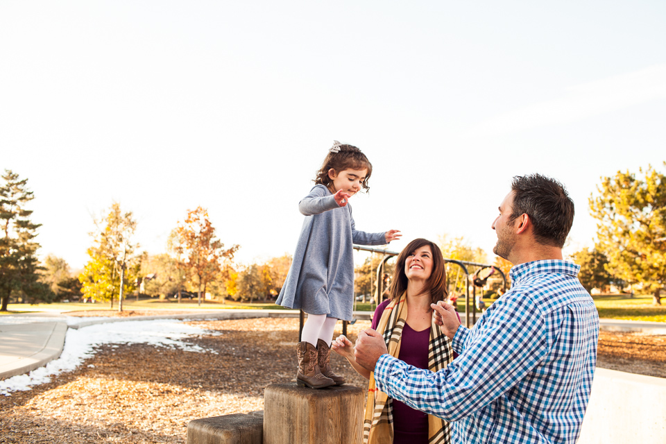 Colorado family photographer, Denver family photojournalism, Documentary family photography, Family photojournalism, Day In the Life photography, In home photo session, Denver family photographer, Family photo ideas, Family picture inspiration, Uniq…