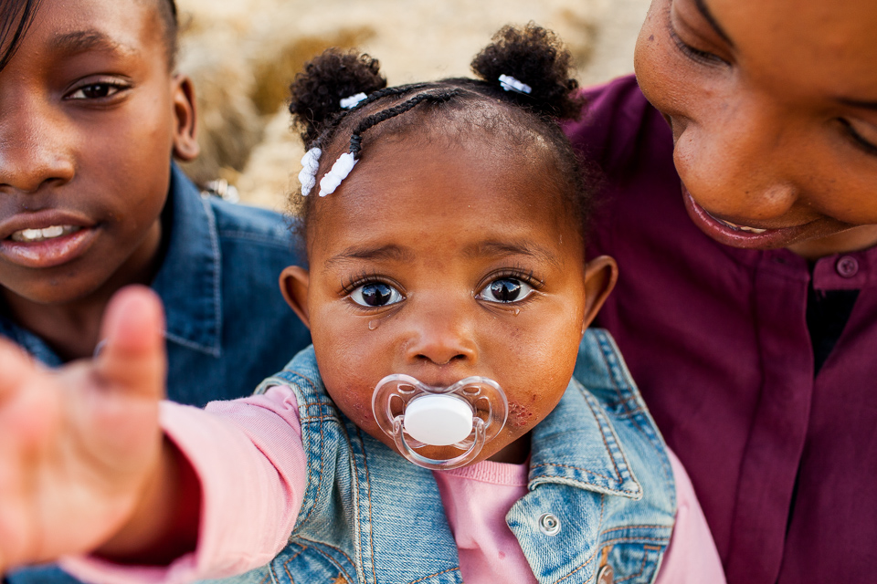 Colorado family photographer, Denver family photojournalism, Documentary family photography, Family photojournalism, Day In the Life photography, In home photo session, Denver family photographer, Family photo ideas, Family picture inspiration, Uniq…