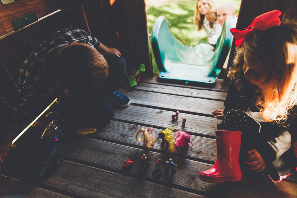 Colorado family photographer, Denver family photojournalism, Documentary family photography, Family photojournalism, Day In the Life photography, In home photo session, Denver family photographer, Family photo ideas, Family picture inspiration, Uniq…