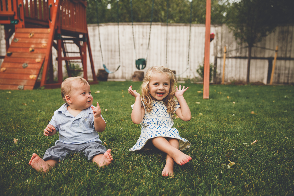 Colorado family photographer, Denver family photojournalism, Documentary family photography, Family photojournalism, Day In the Life photography, In home photo session, Denver family photographer, Family photo ideas, Family picture inspiration, Uniq…