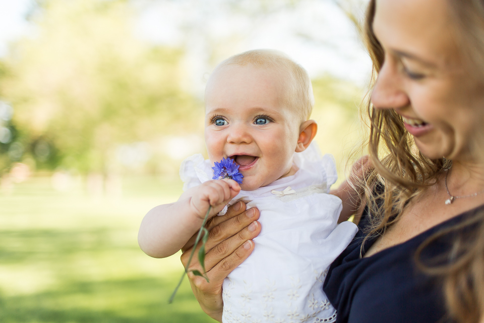 Colorado family photographer, Denver family photojournalism, Documentary family photography, Family photojournalism, Day In the Life photography, In home photo session, Denver family photographer, Family photo ideas, Family picture inspiration, Uniq…