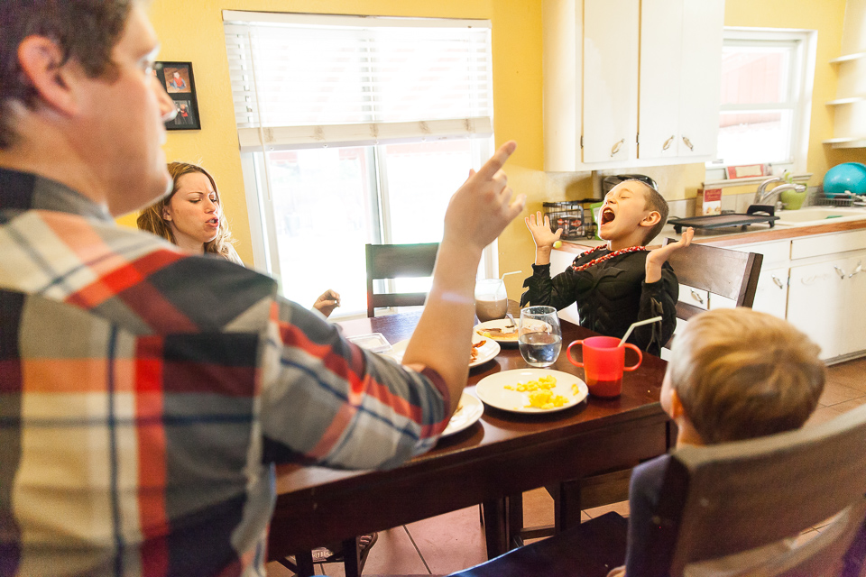 Colorado family photographer, Denver family photojournalism, Documentary family photography, Family photojournalism, Day In the Life photography, In home photo session, Denver family photographer, Family photo ideas, Family picture inspiration, Uniq…