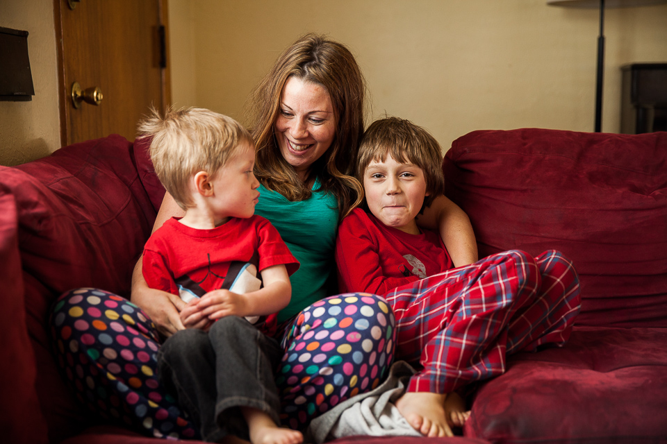 Colorado family photographer, Denver family photojournalism, Documentary family photography, Family photojournalism, Day In the Life photography, In home photo session, Denver family photographer, Family photo ideas, Family picture inspiration, Uniq…