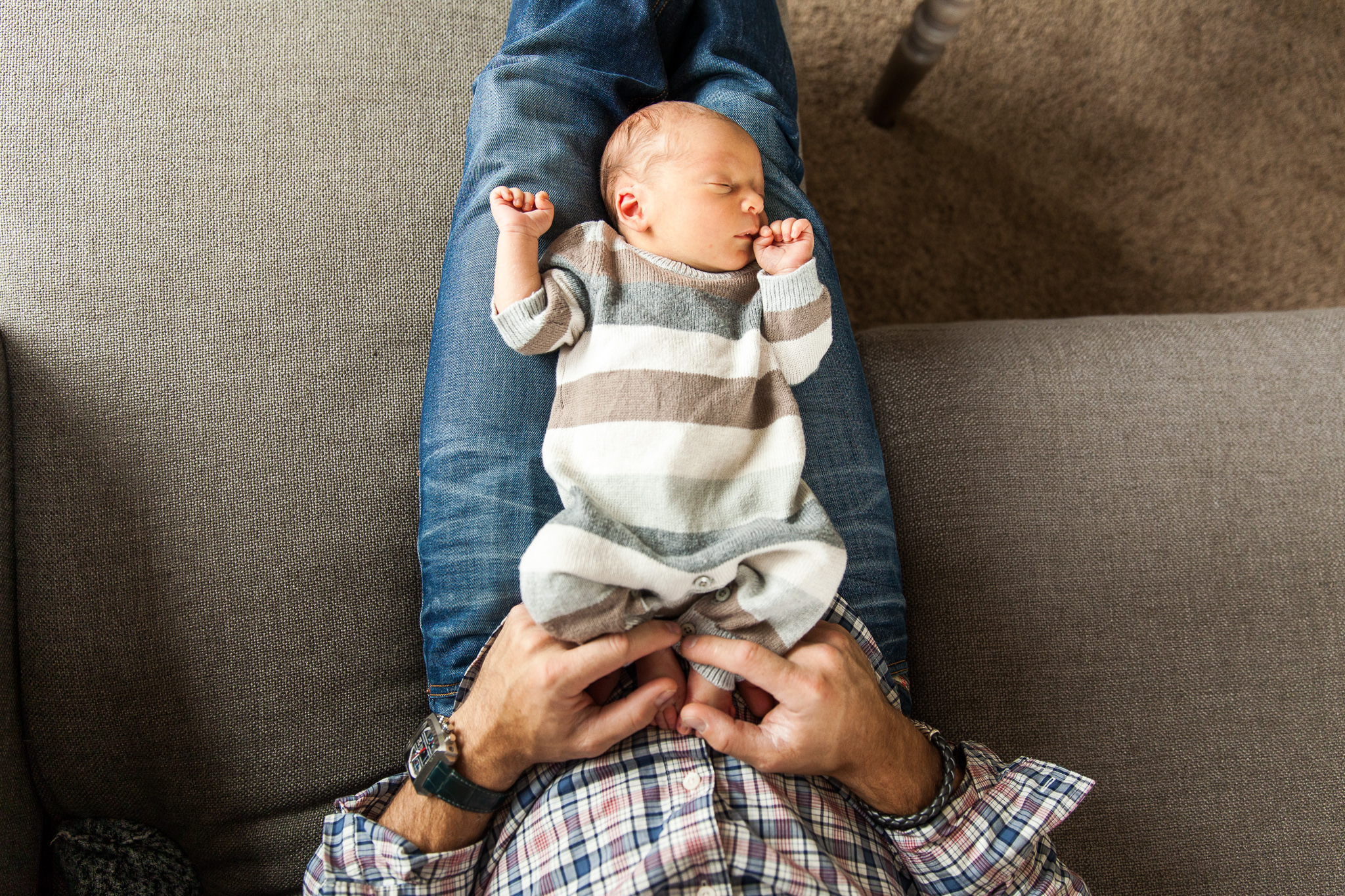 Colorado family photographer, Denver family photojournalism, Documentary family photography, Family photojournalism, Day In the Life photography, In home photo session, Denver family photographer, Family photo ideas, Family picture inspiration, Uniq…